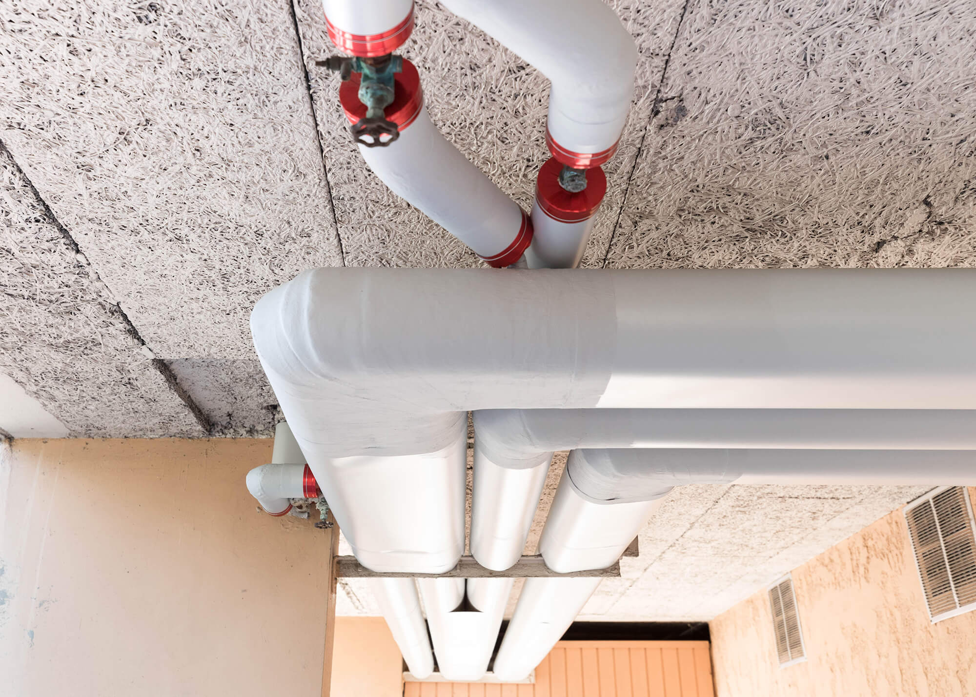 Isolation de tuyauterie en copropriété tout savoir Hellio